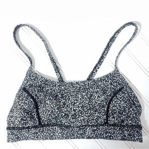 Lululemon Rise and Run Sports Bra Flahsback Static Black White Sz 6 408